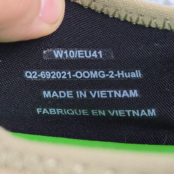 Oofos Womens 10 Oomg eeZee Low Top Taupe Recovery Comfort Casual Slip On Shoe - Picture 12 of 12